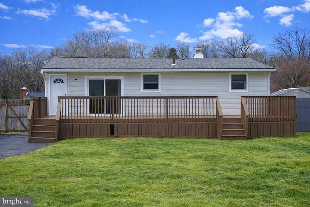 103 TUSCANY RD, Aston, PA 19014