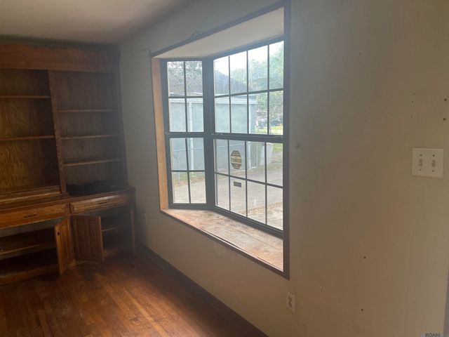 5711 Beechwood Dr, Baton Rouge, LA 70805