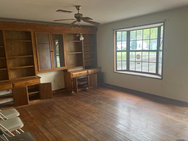 5711 Beechwood Dr, Baton Rouge, LA 70805