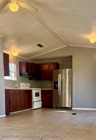 6619 Old Orchard Avenue, Sebring, FL 33876