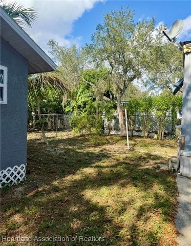 6619 Old Orchard Avenue, Sebring, FL 33876