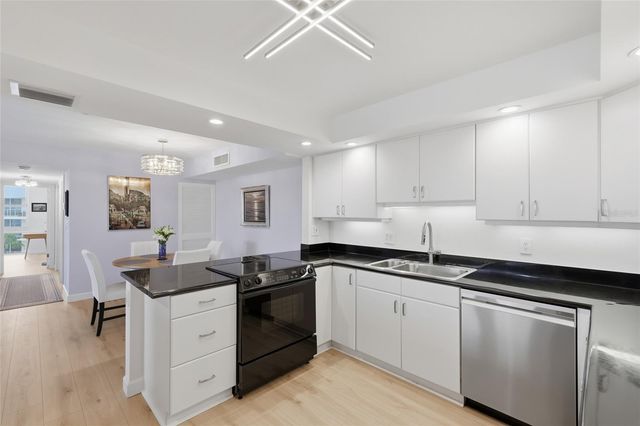 2295 GULF OF MEXICO DRIVE 64S, Longboat Key, FL 34228