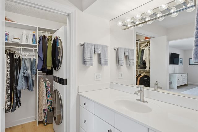 2295 GULF OF MEXICO DRIVE 64S, Longboat Key, FL 34228