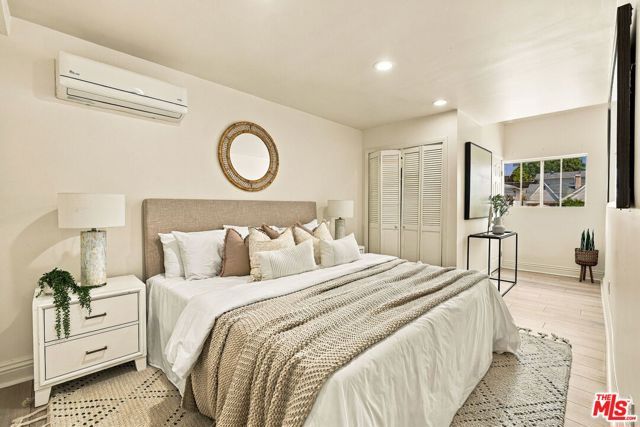 401 Del Norte Street, Los Angeles, CA 90065