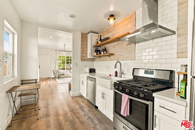 401 Del Norte Street, Los Angeles, CA 90065