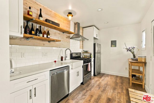401 Del Norte Street, Los Angeles, CA 90065