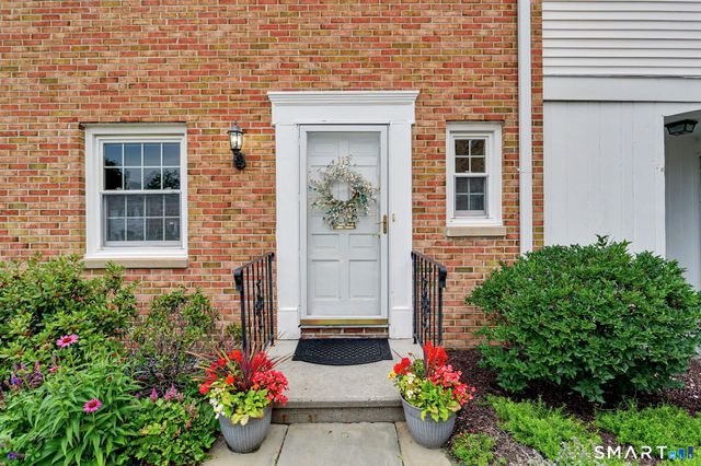 113 Heritage Hill Road 113, New Canaan, CT 06840