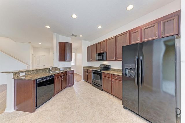 8160 VILLA GRANDE CT, Sarasota, FL 34243