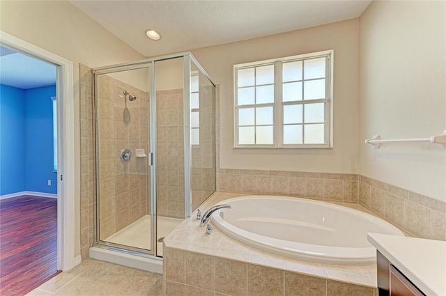 8160 VILLA GRANDE CT, Sarasota, FL 34243