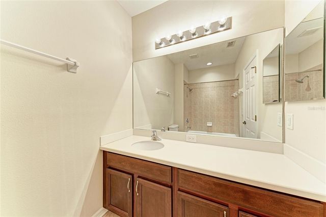 8160 VILLA GRANDE CT, Sarasota, FL 34243