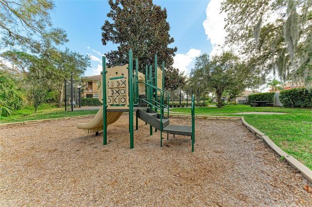 8160 VILLA GRANDE CT, Sarasota, FL 34243