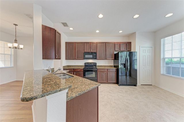 8160 VILLA GRANDE CT, Sarasota, FL 34243