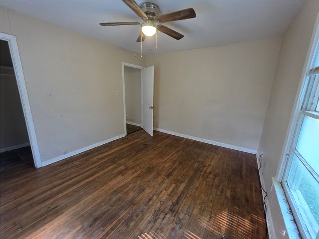 1205 N Anglin Street, Cleburne, TX 76031