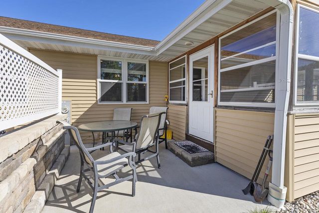 306 E Highland Avenue, Fort Atkinson, WI 53538