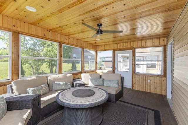 306 E Highland Avenue, Fort Atkinson, WI 53538