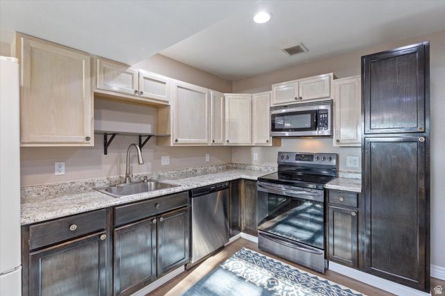 935 S 1500 E, Pleasant Grove, UT 84062