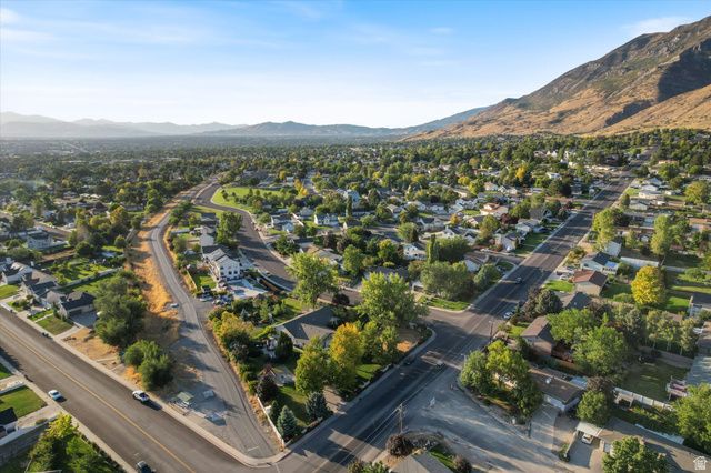 935 S 1500 E, Pleasant Grove, UT 84062