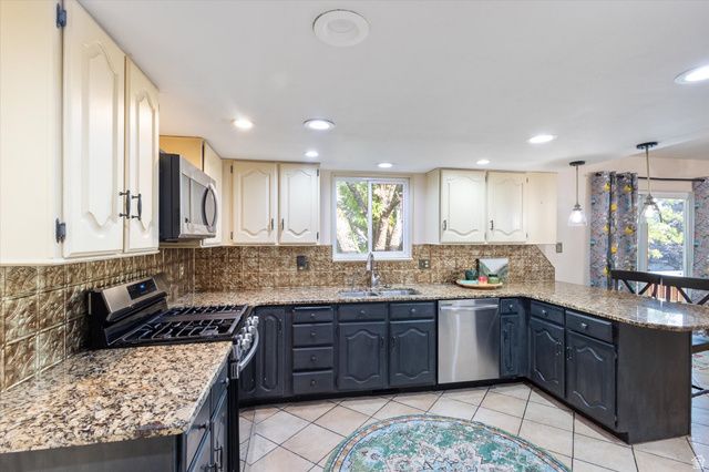 935 S 1500 E, Pleasant Grove, UT 84062