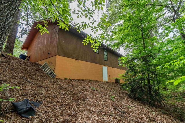 1019 Village Drive, Arkadelphia, AR 71923