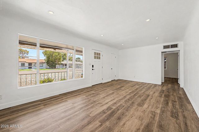 102 W 8TH Place, Mesa, AZ 85201
