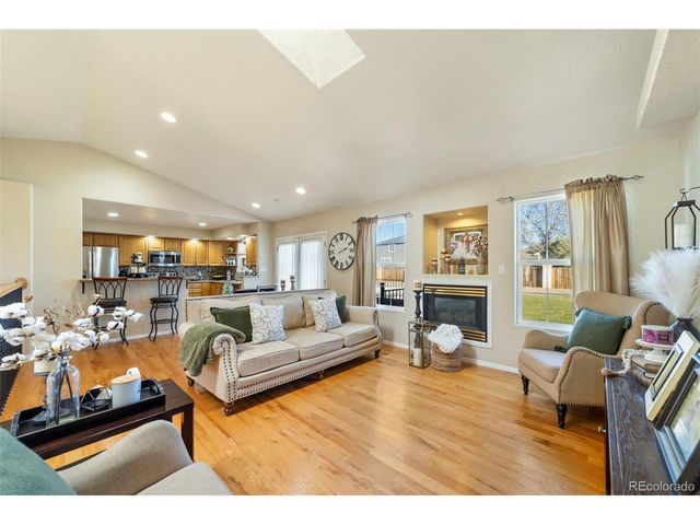 190 S Circle Dr, Pueblo, CO 81007