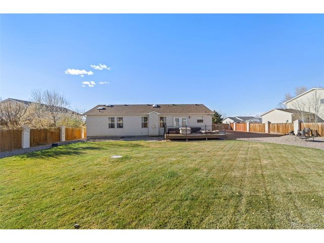 190 S Circle Dr, Pueblo, CO 81007