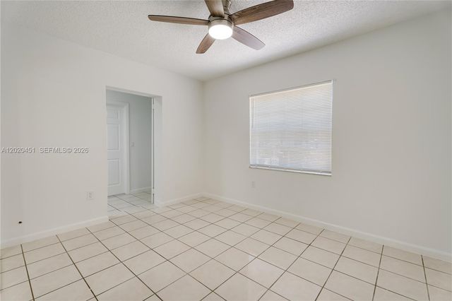 30323 SW 152nd Pl, Homestead, FL 33033