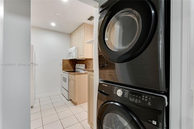 30323 SW 152nd Pl, Homestead, FL 33033
