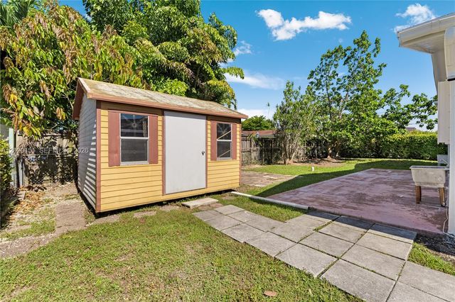30323 SW 152nd Pl, Homestead, FL 33033