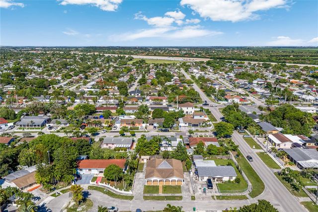 30323 SW 152nd Pl, Homestead, FL 33033