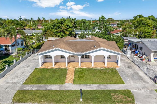 30323 SW 152nd Pl, Homestead, FL 33033