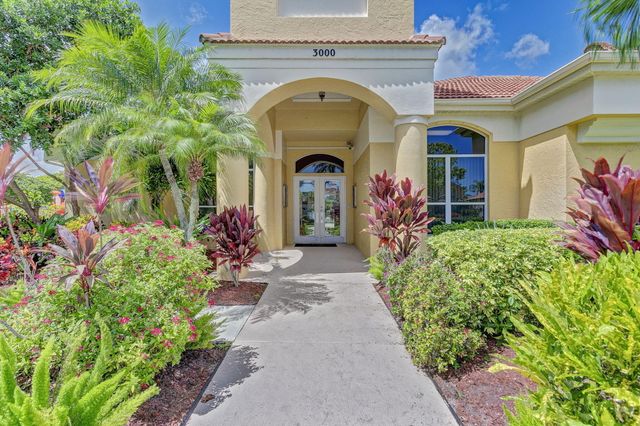 5137 Elpine Way, Riviera Beach, FL 33418