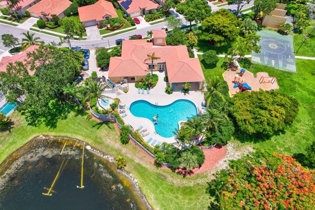 5137 Elpine Way, Riviera Beach, FL 33418