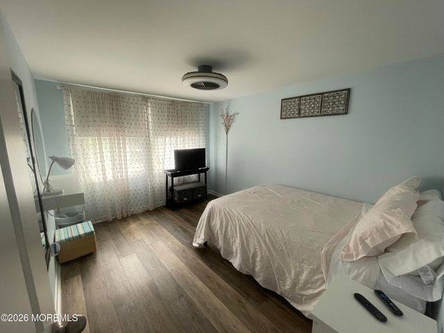 265 E Virginia Avenue, Manasquan, NJ 08736