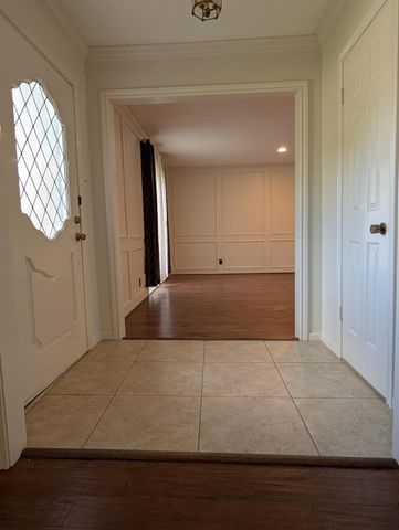 11807 Highgrove Drive, Houston, TX 77077