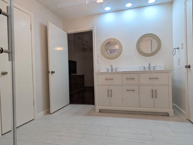 11807 Highgrove Drive, Houston, TX 77077