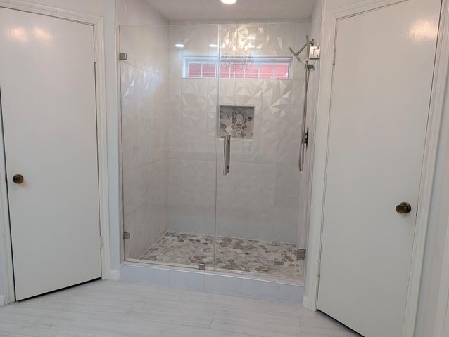 11807 Highgrove Drive, Houston, TX 77077