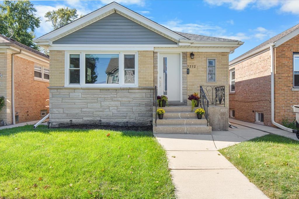 3232 N Oleander Avenue, Chicago, IL 60634 — exterior