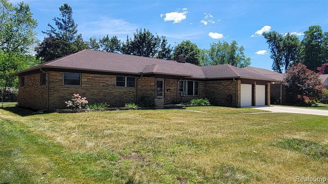 45502 Klingkammer Street, Utica, MI 48317
