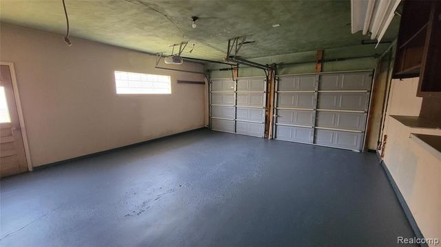 45502 Klingkammer Street, Utica, MI 48317