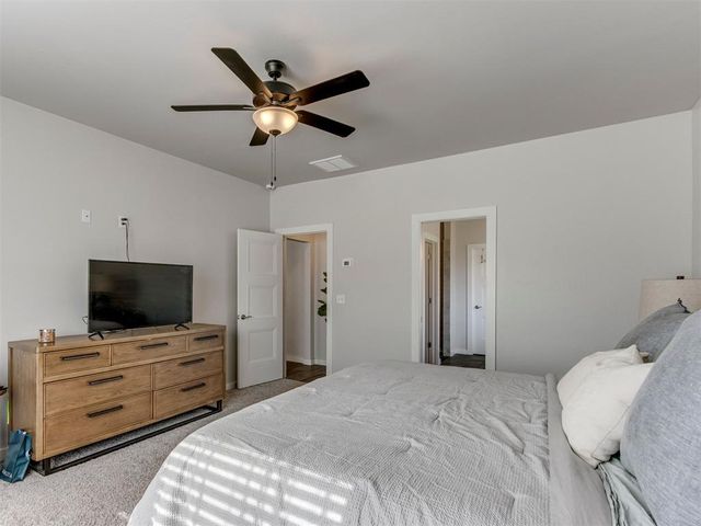 9624 Sultans Water Way, Yukon, OK 73099
