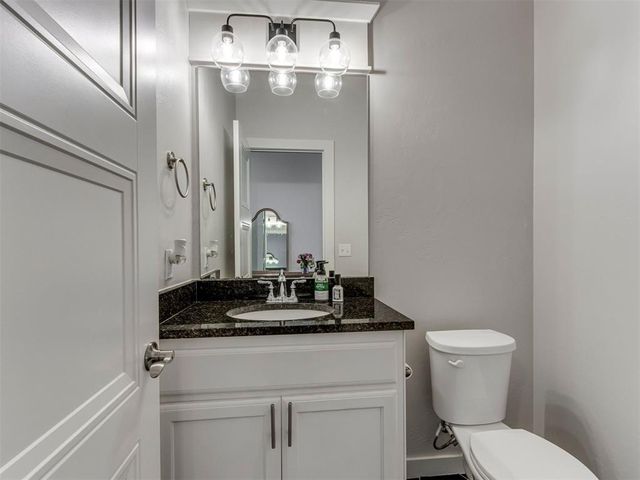 9624 Sultans Water Way, Yukon, OK 73099