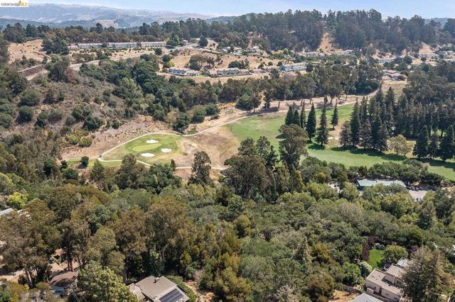 0 Mendenhall Rd, Oakland, CA 94605