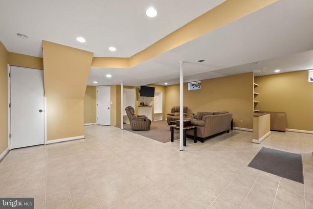 1403 COREY LN, Annapolis, MD 21401