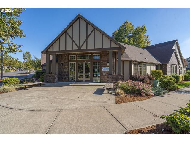 28831 Sw COSTA Cir W, Wilsonville, OR 97070