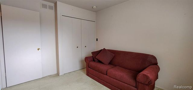 15699 Dupage Boulevard, Taylor, MI 48180