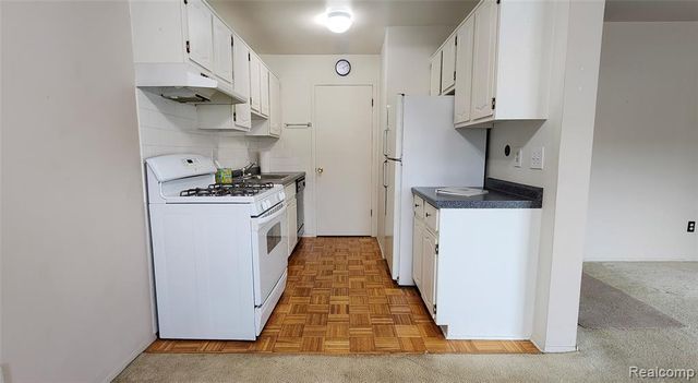 15699 Dupage Boulevard, Taylor, MI 48180