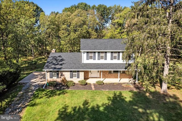 185 SHEPHERD LN, Shepherdstown, WV 25443