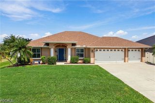 2215 NW 5th ST, Cape Coral, FL 33993