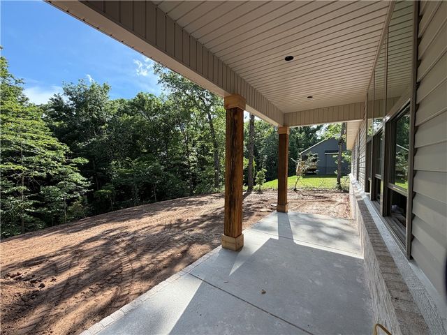 12 Kinross Drive, Bella Vista, AR 72715